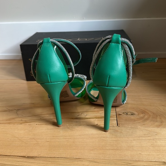 EUC Rhinestone heels! - Picture 4 of 8